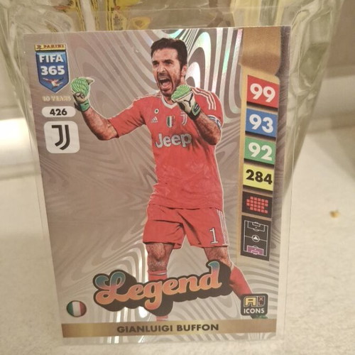 Gigi Buffon Legend Panini 2025 card