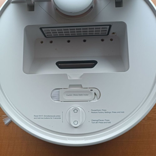 Xiaomi Mi Robot Vacuum Mop Pro vacuum like new