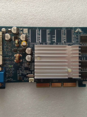 Abit Siluro FX5200DT 128MB AGPx8 безвентилаторна графична карта употребявана