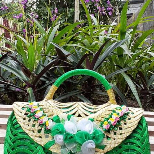 Elegant handmade party shoulder bag green gold, new