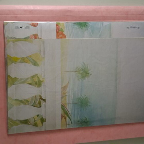 Golden folder with one sheet each