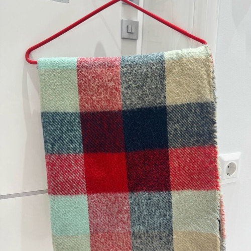 Zara women's scarf like new, multicolored