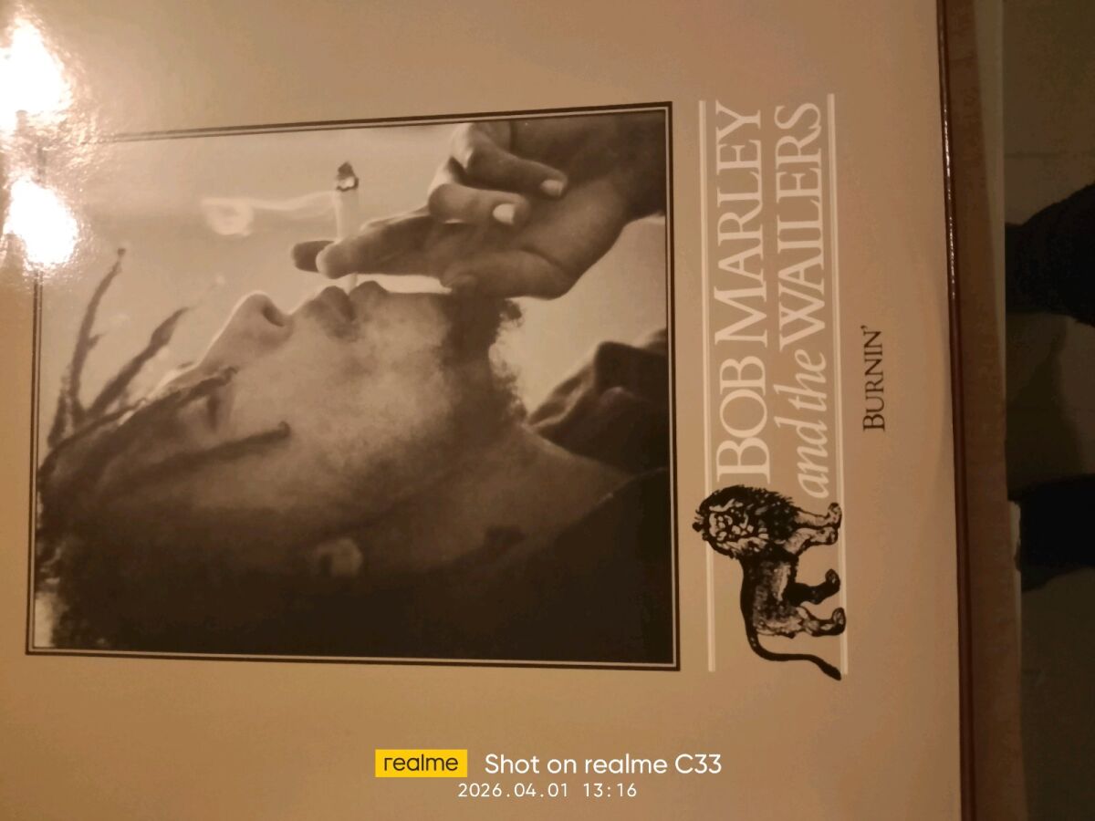 Bob Marley Box Set new, collectible 9… - € 900,00 - Vendora.cy