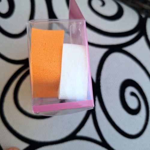 Makeup sponges like new, pack of 3, blue white orange