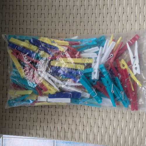 Clothespins set new, plastic, pack of 100
