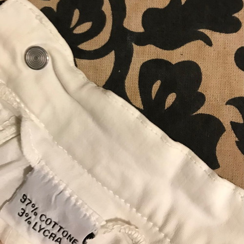 Allegra high-waisted five-pocket jeans mom fit off-white like new