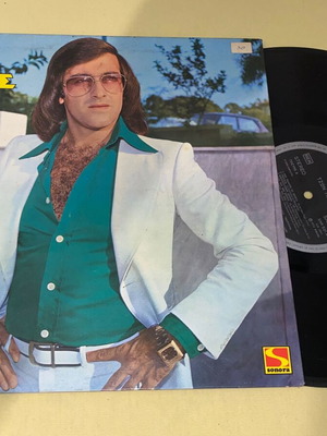Tzon Tikis first Greek pop record like new, gatefold 70s