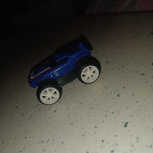 Mattel Hot Wheels Rev Ups 2010 V2144 rare like new