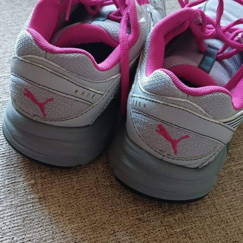 Puma girls' athletic sneakers size 36 like new, white-pink