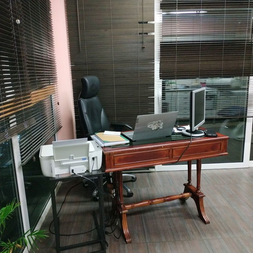 Dental equipment and office furniture like new