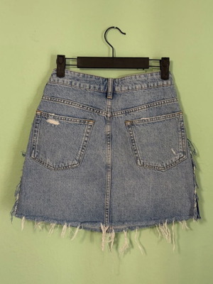 Mini denim skirt Bershka like new, size 38, blue multicolor