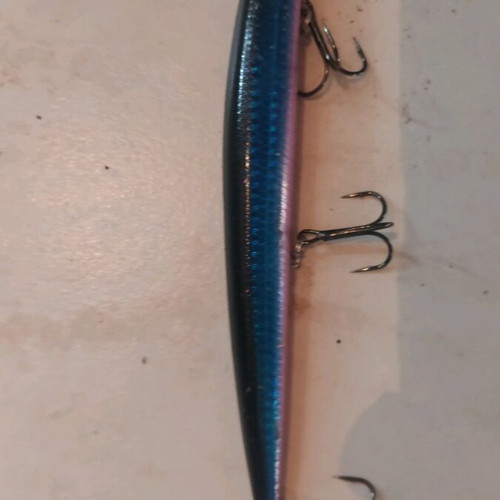 Minnow artificial lure like new