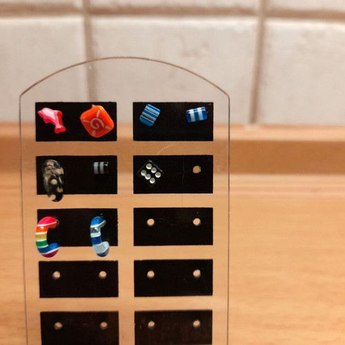 Stud earrings used, assorted pieces