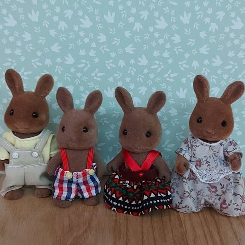 Sylvanian Families vintage rare collector figures used