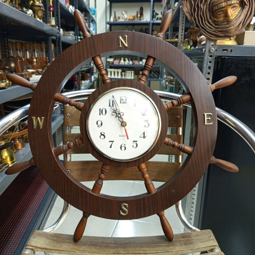 Decorative Wooden Nautical Wall Clock new with battery