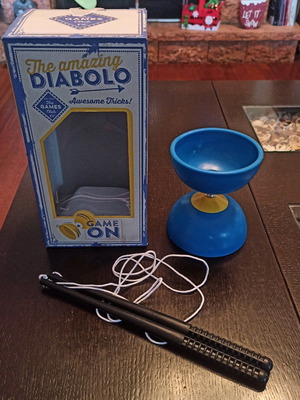 The Amazing Diabolo game used, with original box