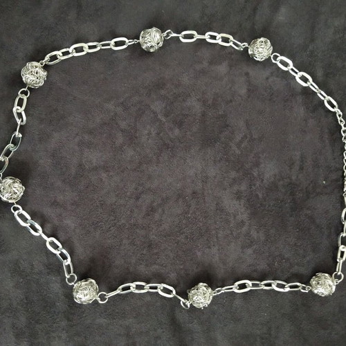 Steel necklace new, silver color