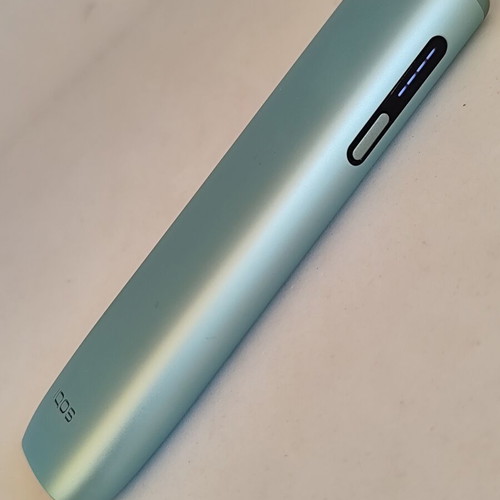 IQOS ILUMA i ONE Breeze Blue device like new