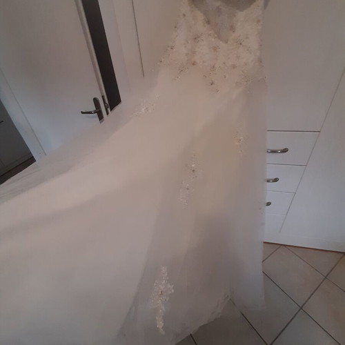 Wedding dress ivory used, strapless with thin extra straps, size small