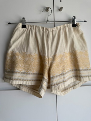 Devotion Twins embroidered cotton blend shorts size XS like new, beige and silver
