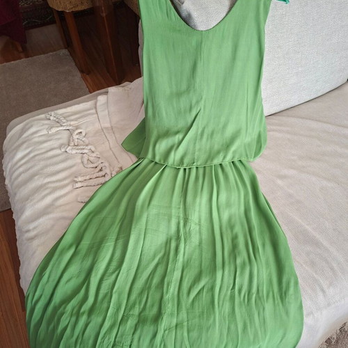 Italian Kaos midi dress green like new, size M