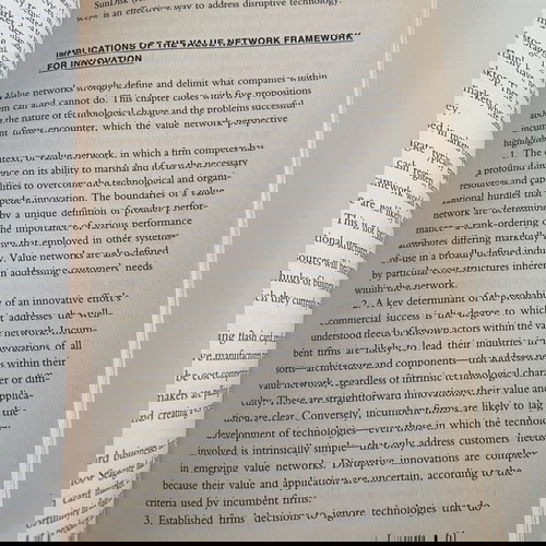 Книга Innovator's Dilemma на английски като нова