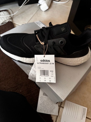Ultraboost 22 new, size 37