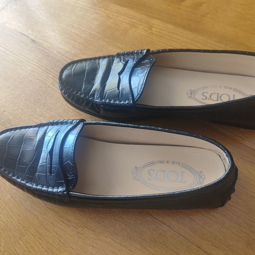 Tod's loafers like new, black, size 37