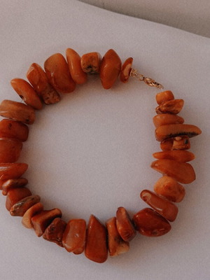 Royal amber bracelet 25 gm, raw natural
