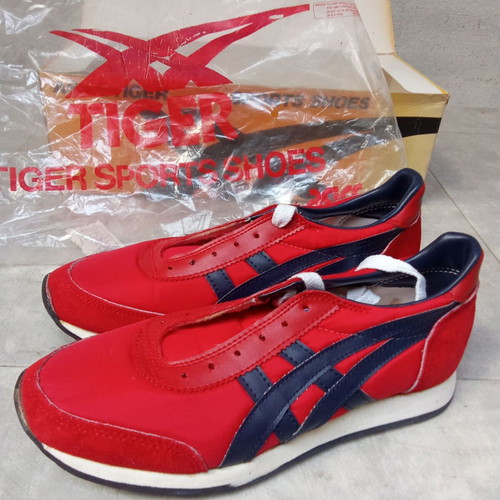 Asics Tiger Blue Red Ambassador Lady Shoes size 37.5 like new