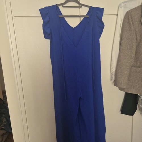 Blue Roua One-Piece Jumpsuit like new, one size