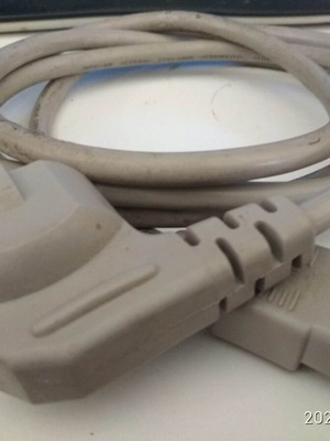 Computer power cable like new, length 1.5m