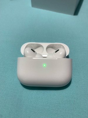 AirPods Pro 2 καινούργια με θήκη MagSafe και φορτιστή