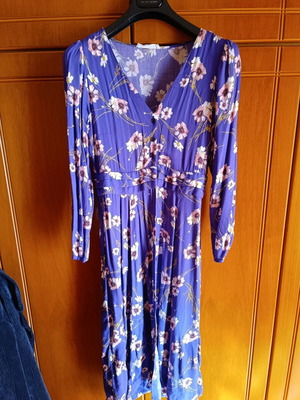 MNG dress used, purple floral with buttons, size S