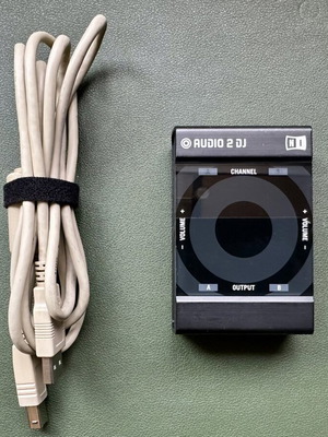 Native Instruments Audio 2 DJ audio interface μεταχειρισμένο με καλώδιο USB