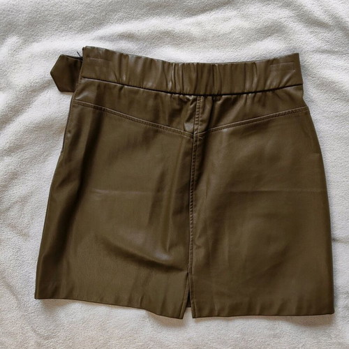 Zara eco leather green skirt, size M