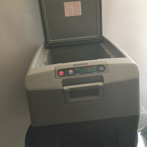Waeco TropiCool TC-35FL-AC portable fridge, 35 liters, new