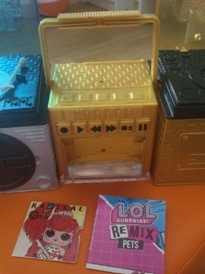 LOL Surprise! Remix Boombox set with boxes and accessories