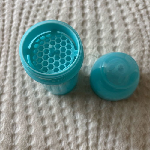 Twistshake baby bottle new with mixer and food transport case