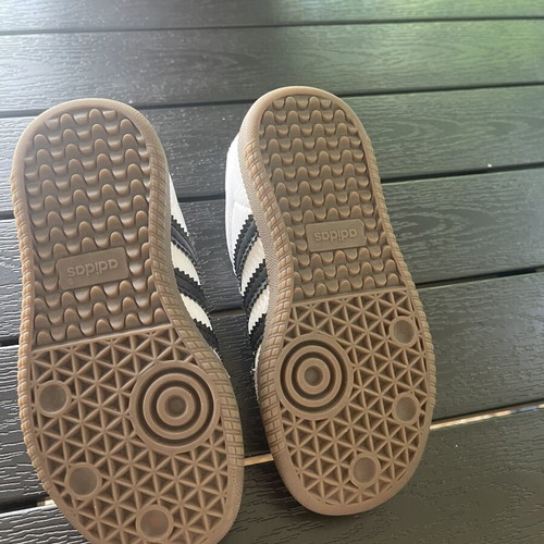 Adidas Sampa shoes size 25 used