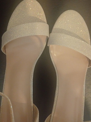 Platform sandals new, size 40, gold, ideal for wedding