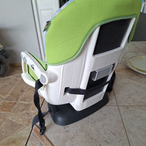 Cam Baby Feeding Chair like new with tray