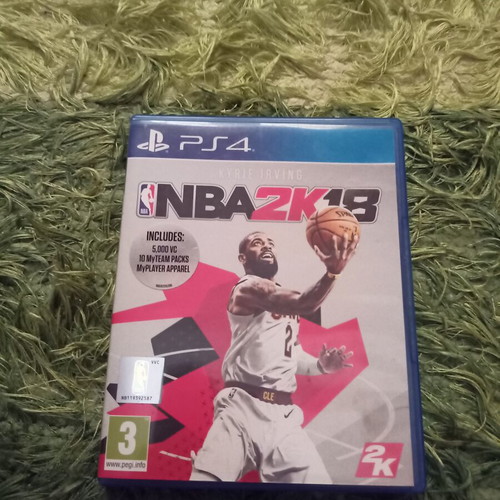 NBA 2K18 PS4 video game like new