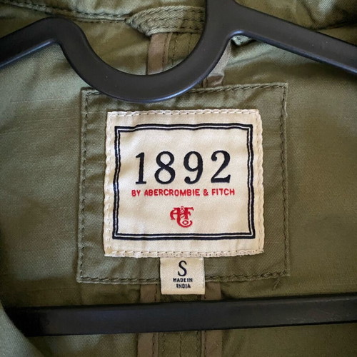 Abercrombie & Fitch women's sleeveless vest khaki like new, small
