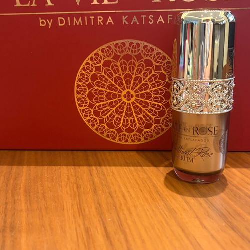 La Vie En Rose Brilliant Rose Serum 30ml new