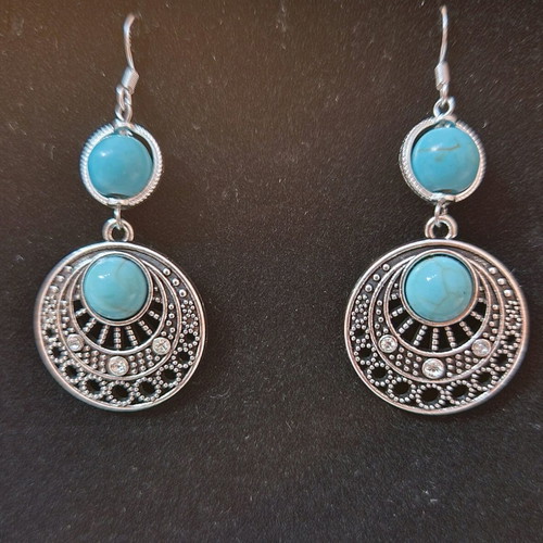 Boho earrings new with turquoise stone and silver hook s925