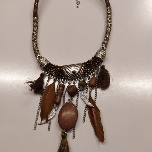 Necklaces with feathers, set of 2