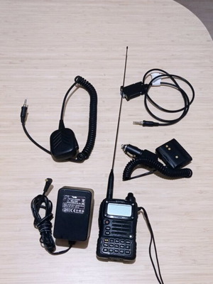 Yaesu VX-7R portable radio used with full accessories