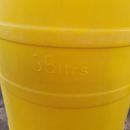 Plastic barrels for food storage, 35L yellow and 60L orange