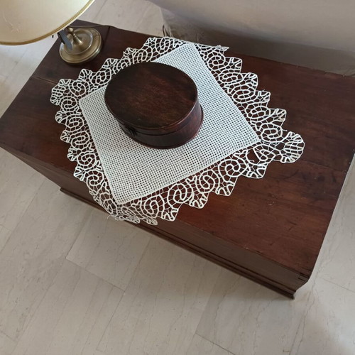 Vintage 80s Handmade Kopaneli Table Linen like new, cotton